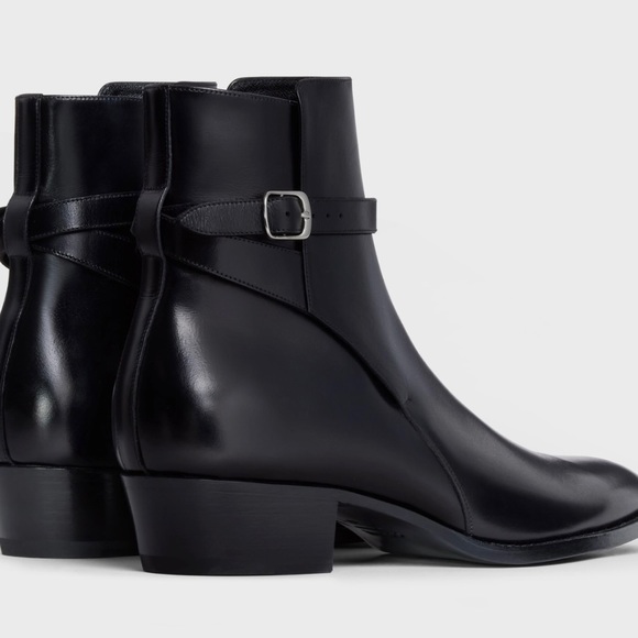 100% CALFSKIN, 100% KIDSKIN LINING
HAND-PAINTED LEATHER OUTSOLE
MADE IN ITALY - Picture 3 of 7